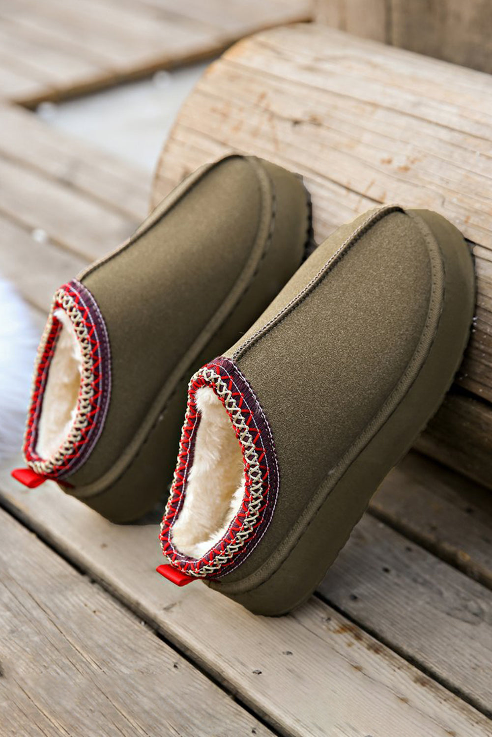 Cozy Snow Boots Plush Lined For Warm Winter Comfort