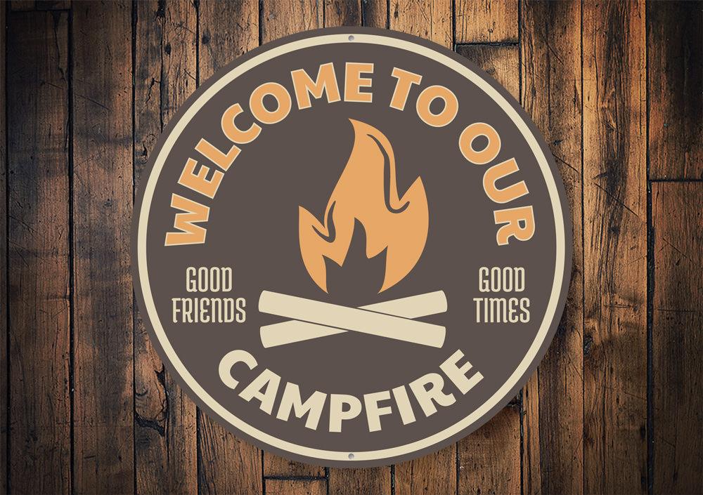 Campfire Welcome Sign With Circle Design Adds Warmth