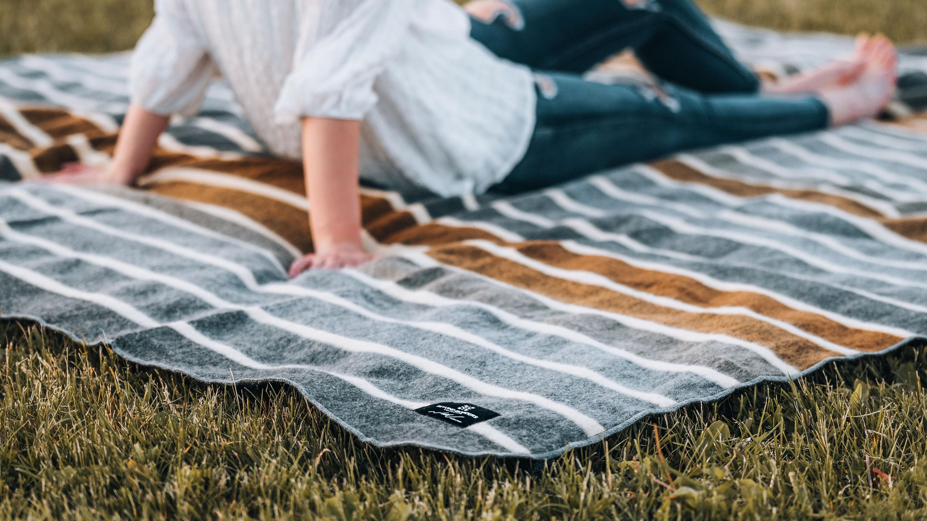 Earth Tone Caminante Blanket With Artisan Craft