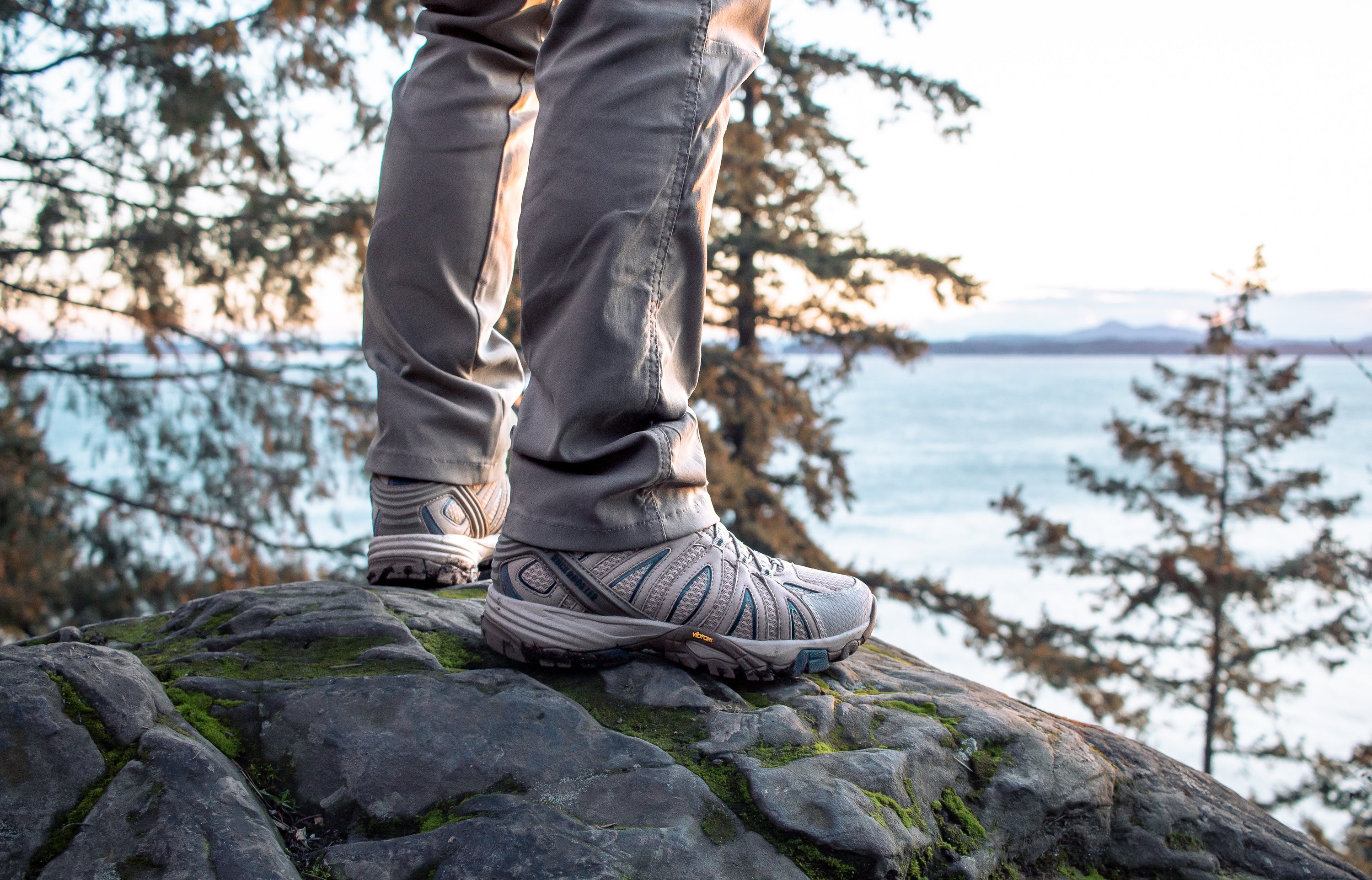 Rock Rooster Waterproof Hiking Boots With Vibram Outsole
