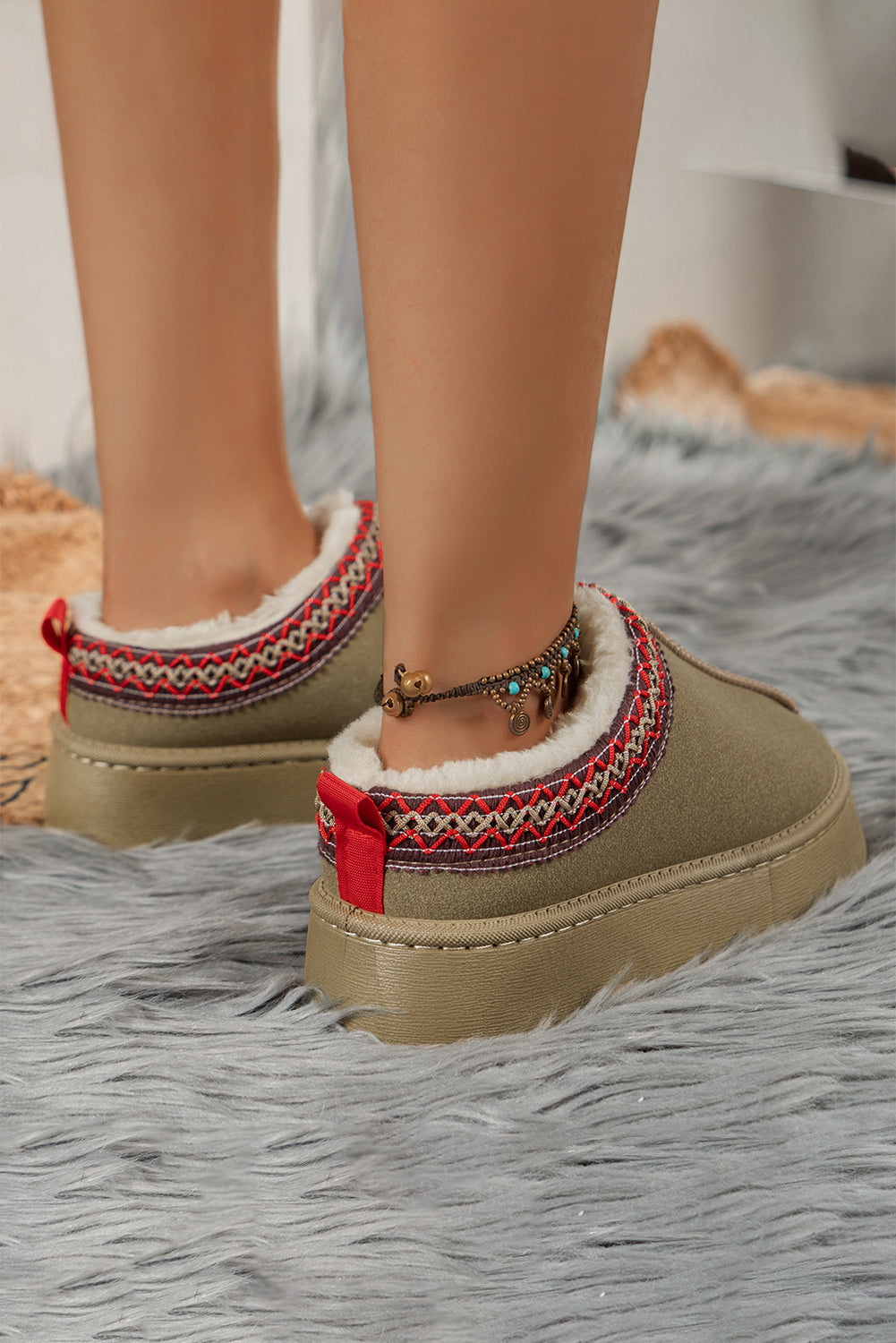 Cozy Snow Boots Plush Lined For Warm Winter Comfort