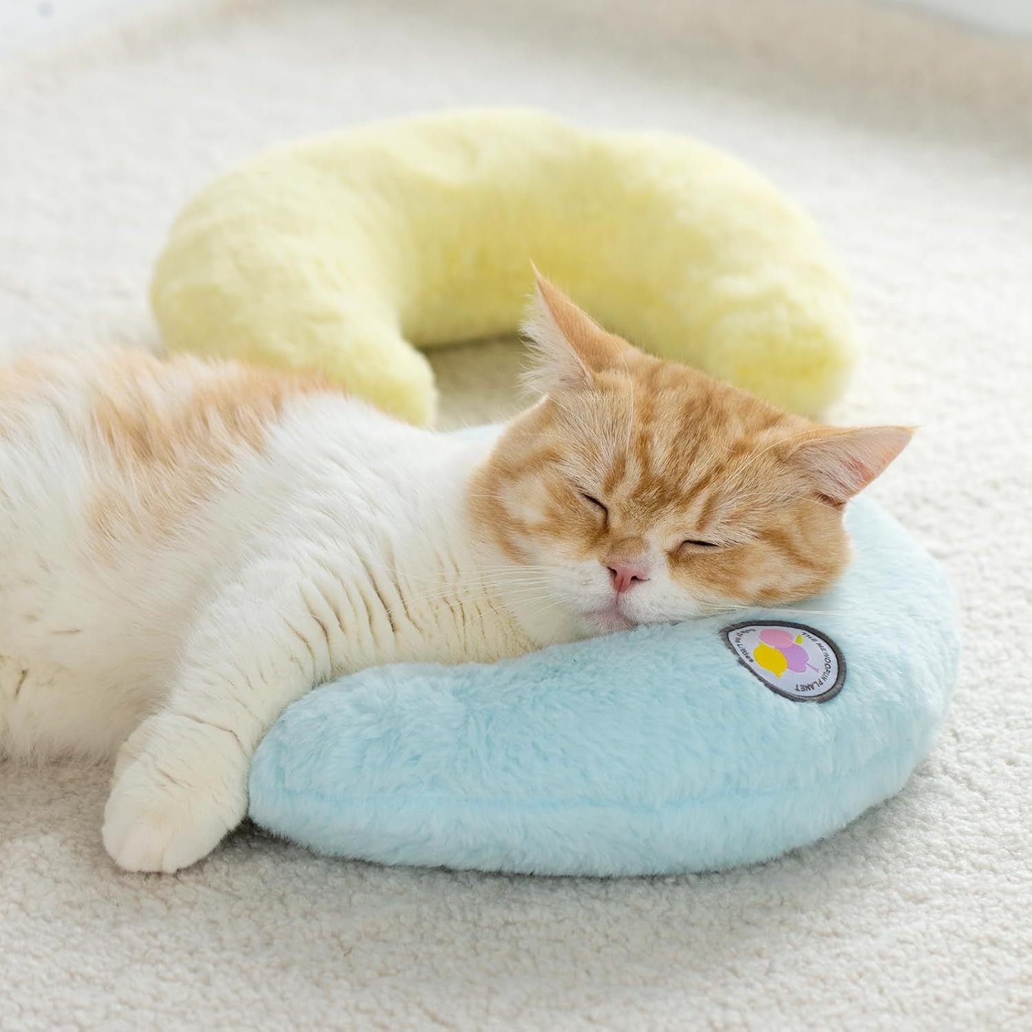 U Shaped Orthopedic Cat Pillow