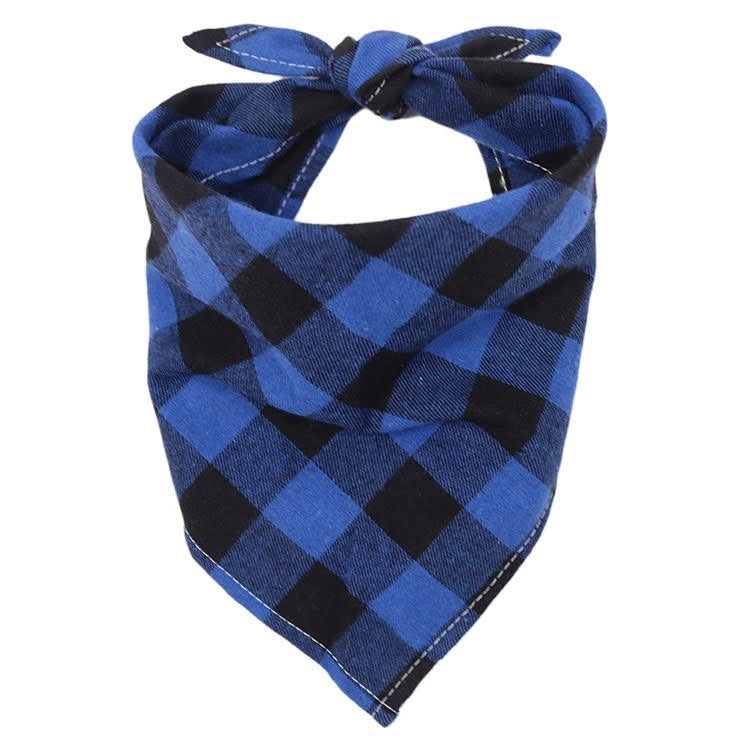 Large Dog Bandanas Set Of 4 In Plaid