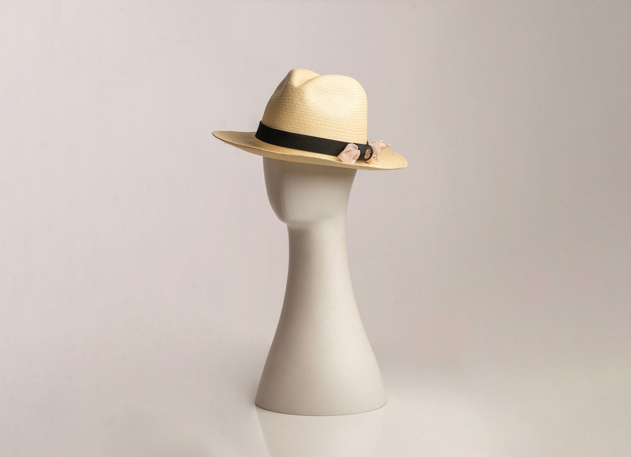 Stylish Handwoven Panama Hat Fino Weave