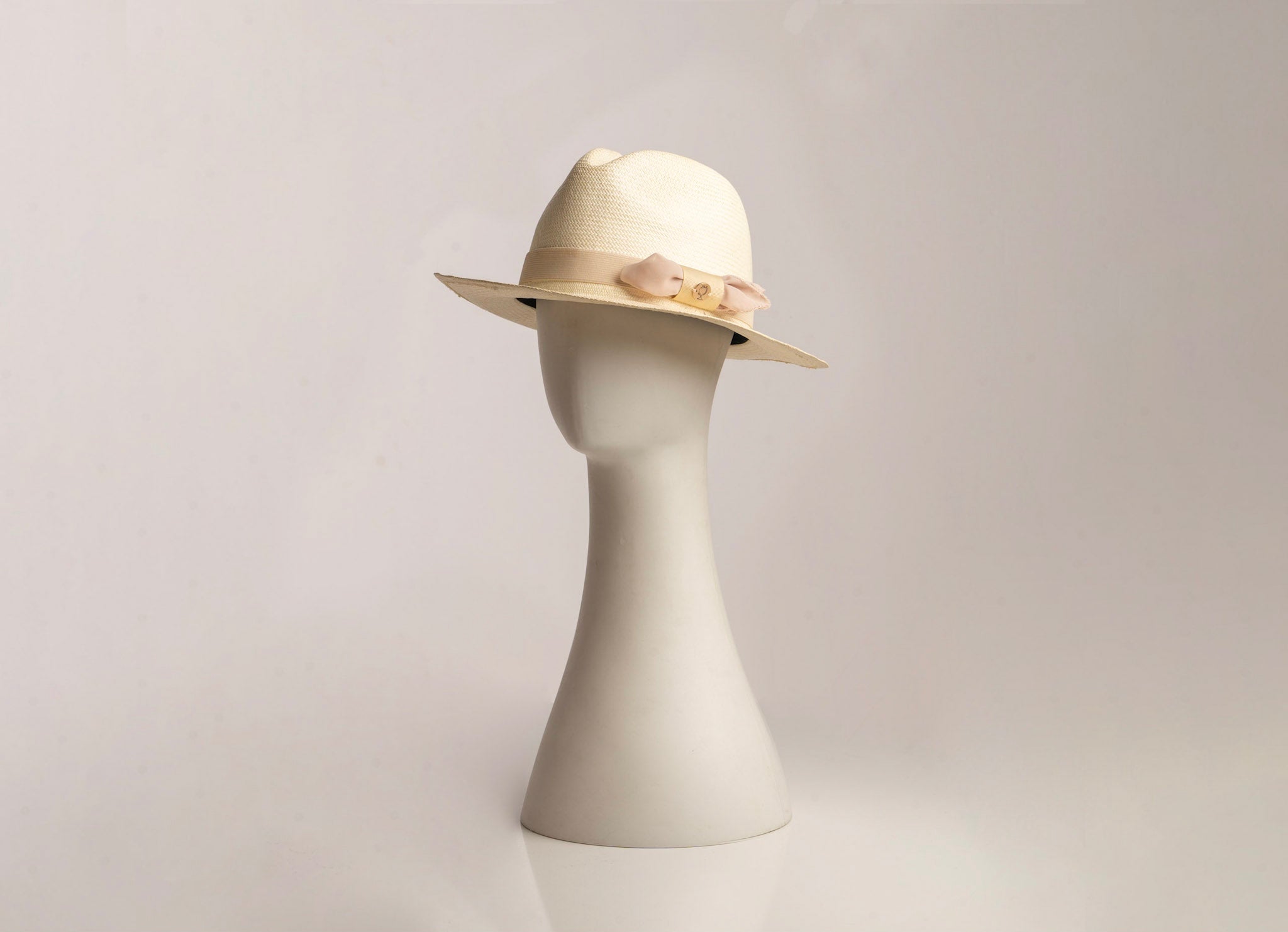 Stylish Handwoven Panama Hat Fino Weave