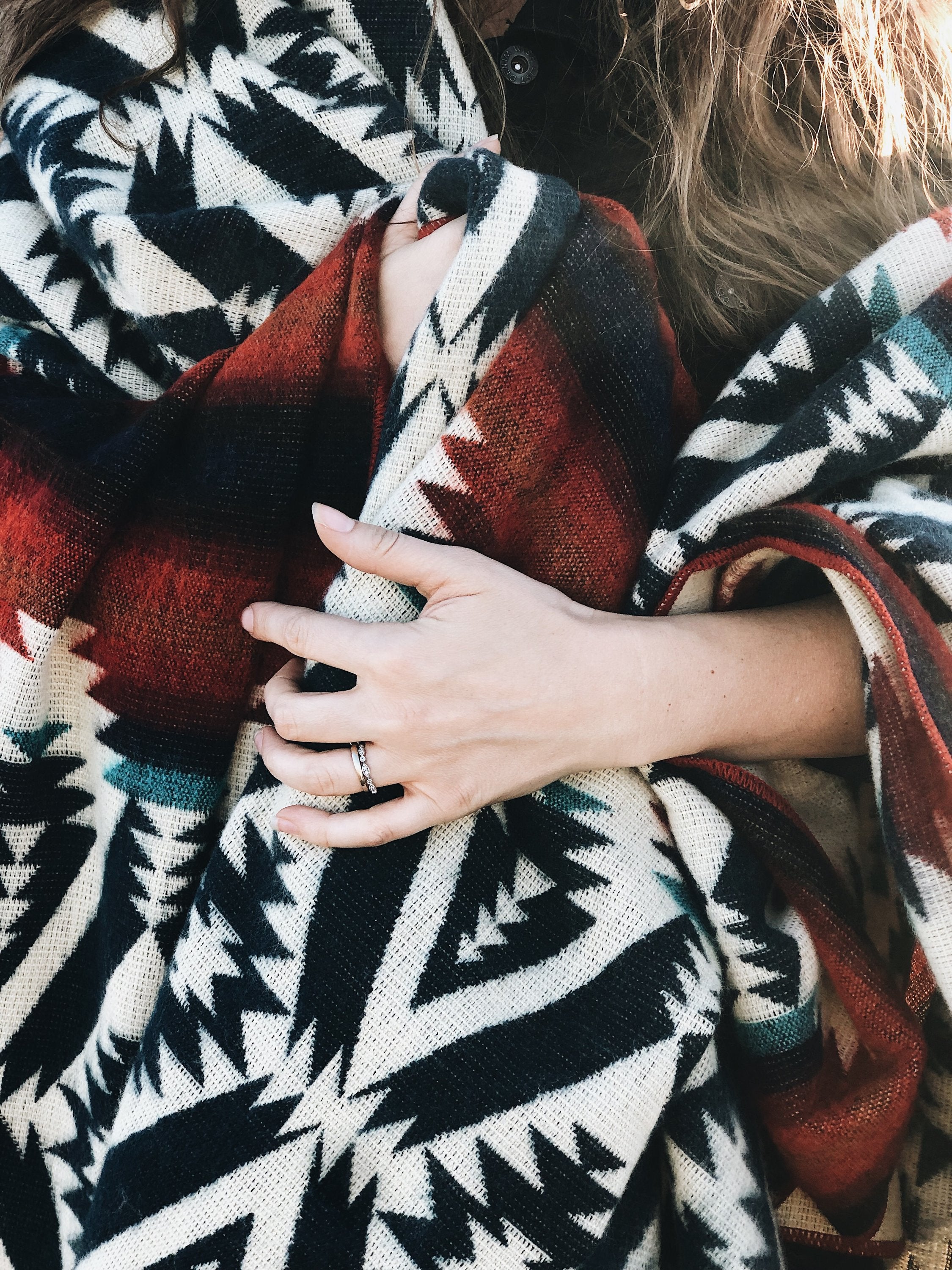 Quichua Blanket Aztec Pattern for Cozy Comfort